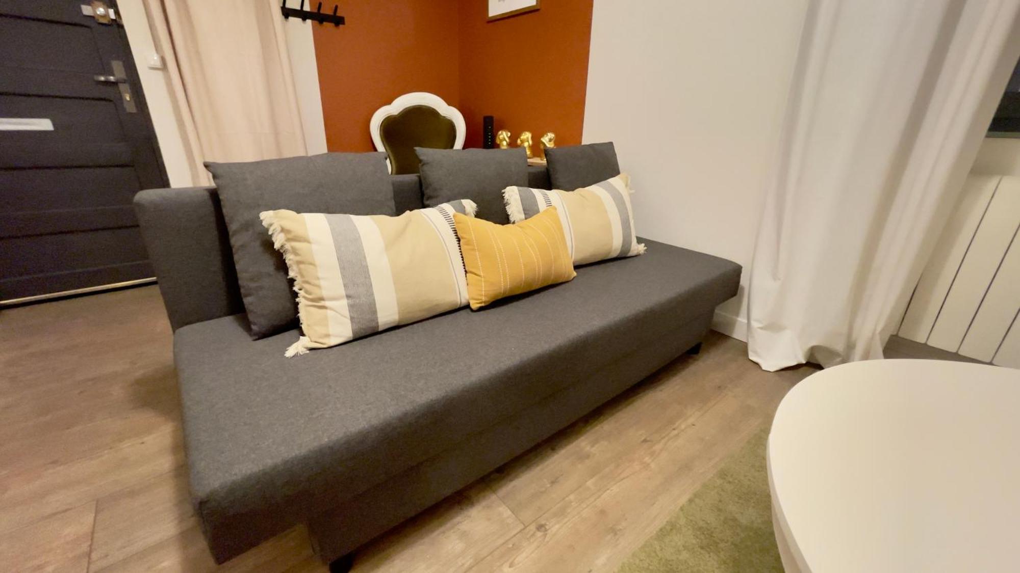 Les Vignes - T2 Cosy, Calme, Excentre *